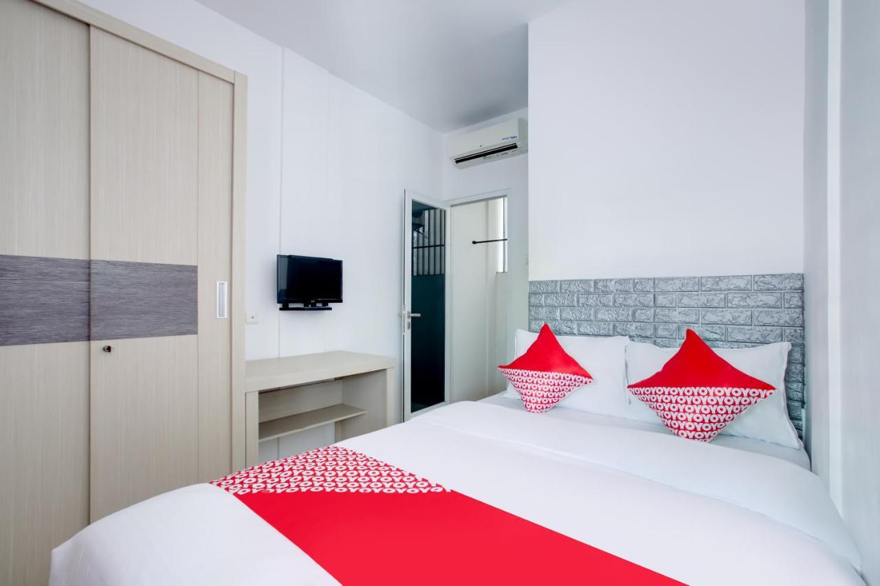 Oyo 3279 Joy Residence Samarinda Exterior foto